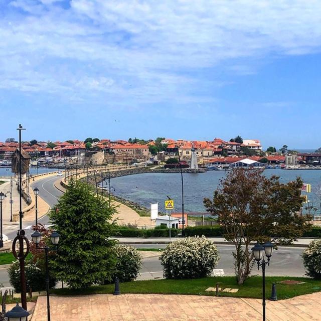 Apartment In Prestige Fort Beach Sveti Vlas Bagian luar foto
