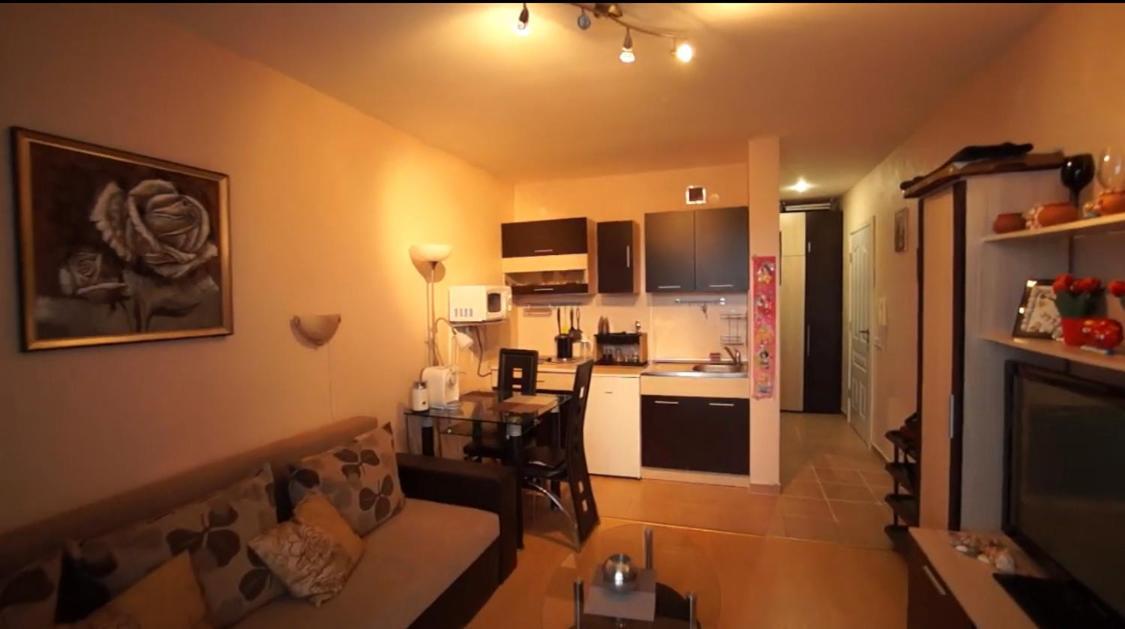 Apartment In Prestige Fort Beach Sveti Vlas Bagian luar foto