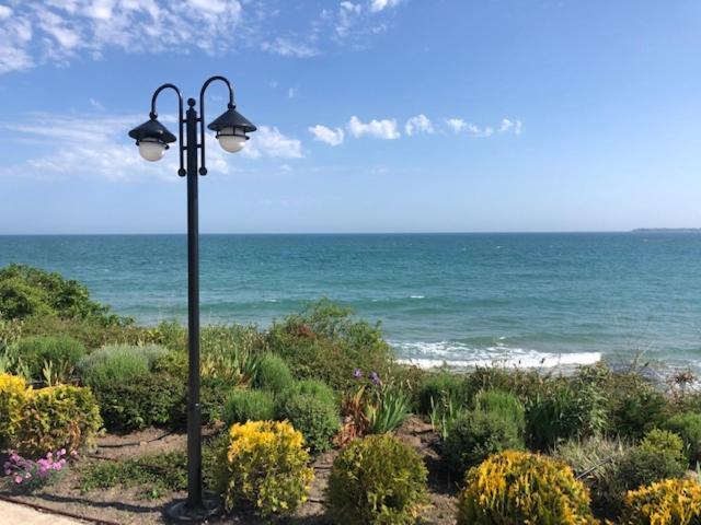 Apartment In Prestige Fort Beach Sveti Vlas Bagian luar foto